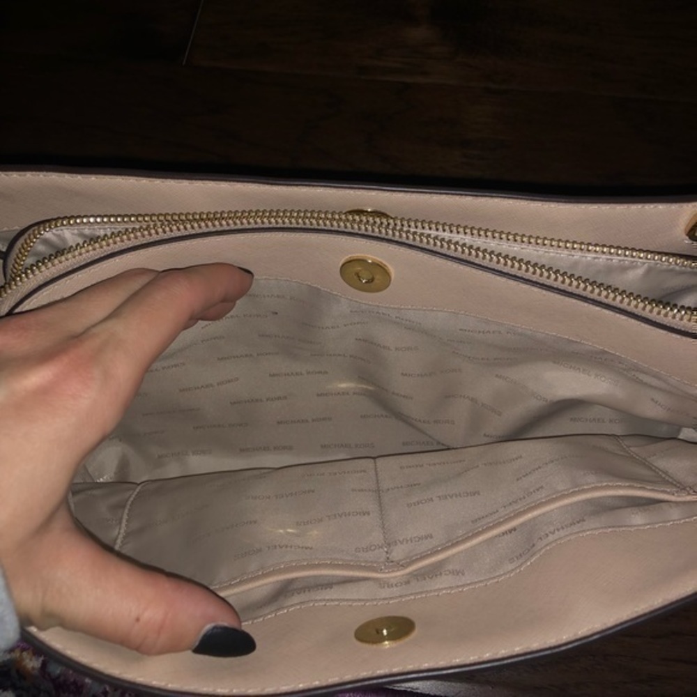 Michael Kors Blush Tote - Picture 9 of 16